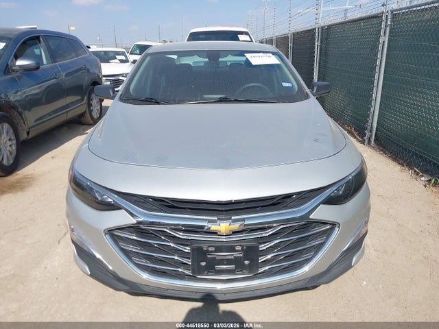 1G1ZC5ST7NF142197 Chevrolet Malibu Fwd 1fl