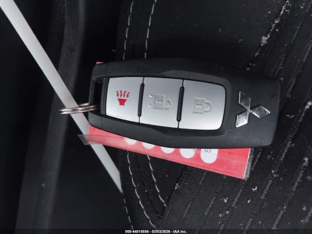 2025 MITSUBISHI OUTLANDER JA4J4UA89SZ054717 Photo 10