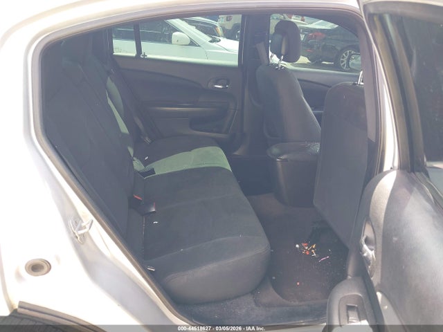 44518627 :رقم المزاد ، 1C3CCBAB2CN138618 vin ، 2012 Chrysler 200 Lx مزاد بيع