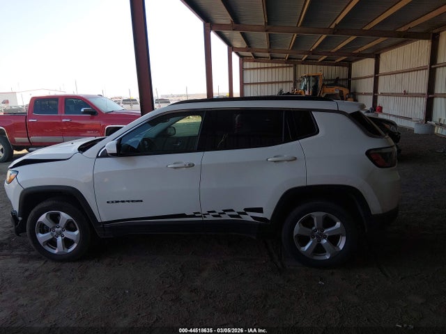 3C4NJDBB7HT629066 Jeep New Compass Latitude 4x4