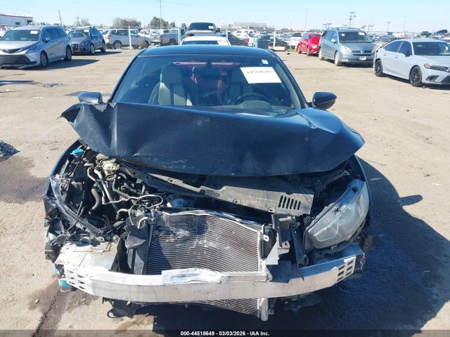 2HGFC4B53JH302138 Honda Civic Lx