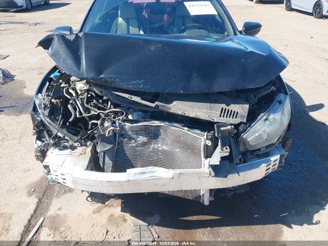 2HGFC4B53JH302138 Honda Civic Lx