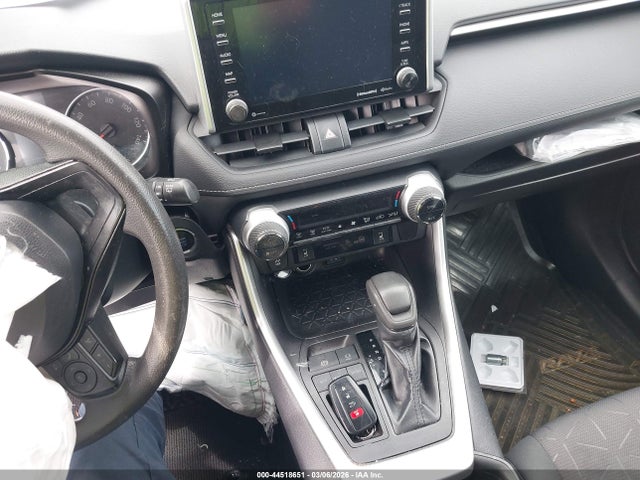 2T3W1RFV8KW028318 Toyota Rav4 Xle