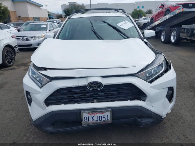 2T3W1RFV8KW028318 Toyota Rav4 Xle