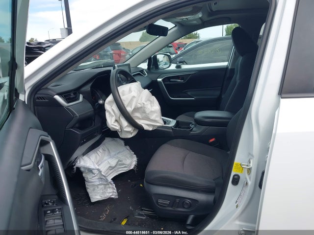 2T3W1RFV8KW028318 Toyota Rav4 Xle