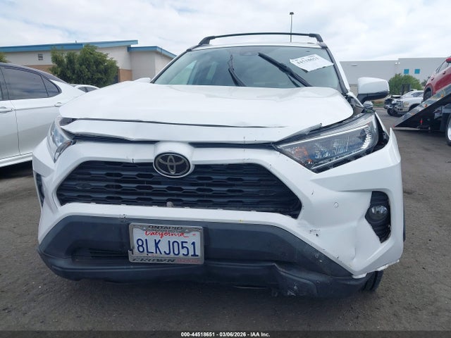 2T3W1RFV8KW028318 Toyota Rav4 Xle
