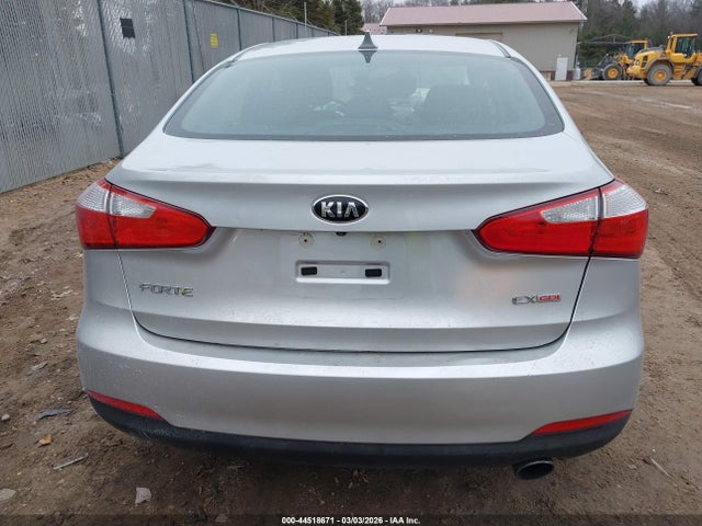 Продажа на аукционе авто 2015 Kia Forte Ex, vin: KNAFX4A85F5305391, номер лота: 44518671
