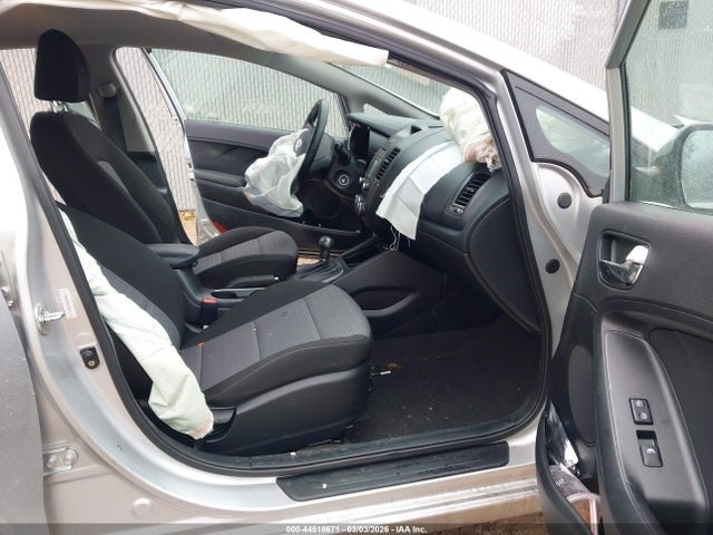 Продажа на аукционе авто 2015 Kia Forte Ex, vin: KNAFX4A85F5305391, номер лота: 44518671