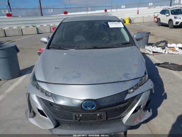 JTDKARFP4H3050067 Toyota Prius Prime Premium