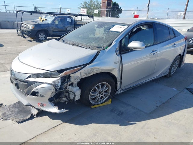 JTDKARFP4H3050067 Toyota Prius Prime Premium