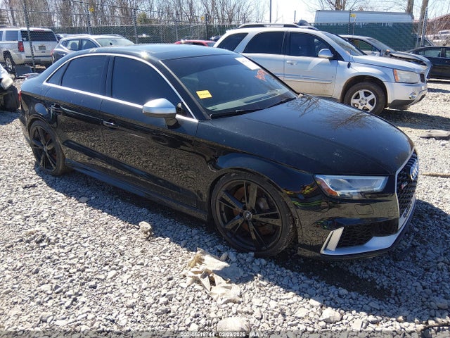 2018 AUDI RS 3 WUABWGFF8J1900171 Photo 0