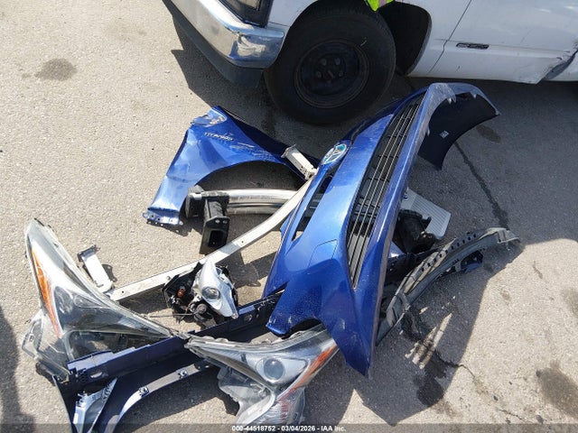 Toyota Prius Two 2016 JTDKBRFU1G3510089 Image 12