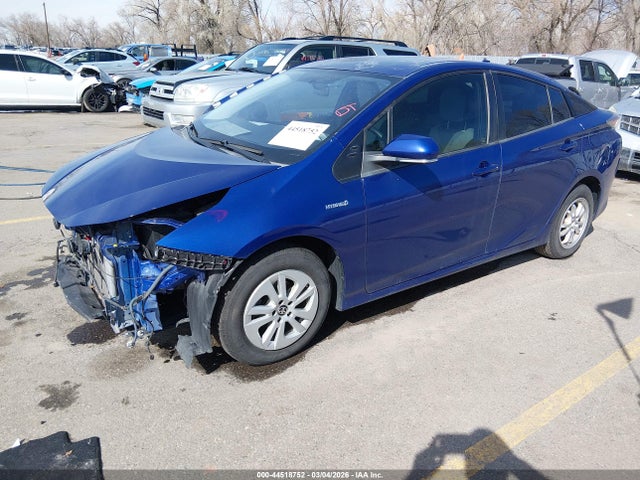 Toyota Prius Two 2016 JTDKBRFU1G3510089 Image 2