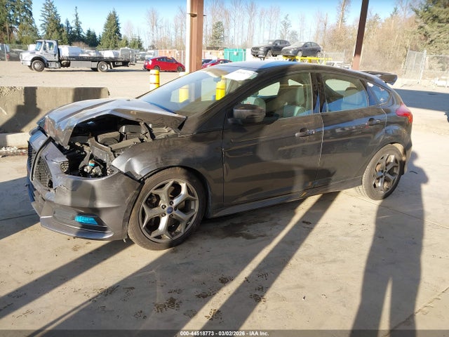 2017 FORD FOCUS ST 1FADP3L9XHL233912 Photo 1