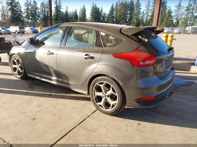 2017 FORD FOCUS ST 1FADP3L9XHL233912 Photo 2