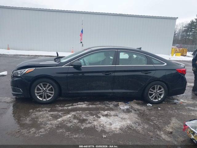 Hyundai SONATA SE 2017 5NPE24AF0HH595229 Image 14