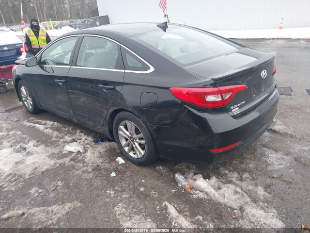 Hyundai SONATA SE 2017 5NPE24AF0HH595229 Image 3