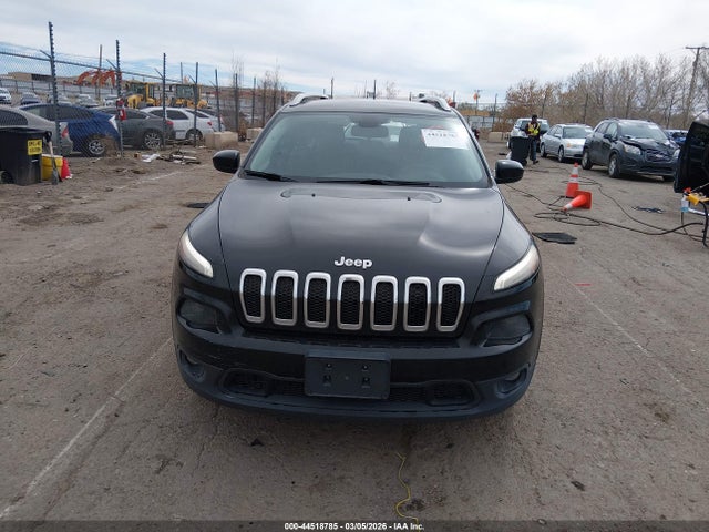 2016 Jeep Cherokee Latitude მანქანა იყიდება აუქციონზე, vin: 1C4PJMCS8GW143463, აუქციონის ნომერი: 44518785
