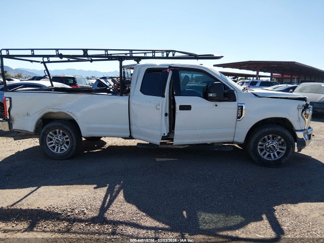 1FT7X2A62KED30060 Ford F-250 Xlt