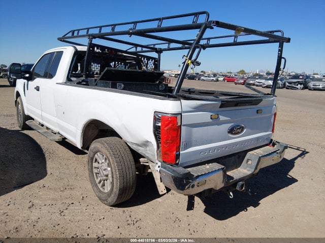 1FT7X2A62KED30060 Ford F-250 Xlt