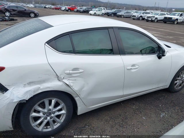 2015 Mazda Mazda3 I Touring მანქანა იყიდება აუქციონზე, vin: 3MZBM1V77FM235748, აუქციონის ნომერი: 44518805