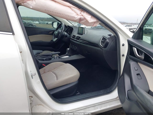 2015 Mazda Mazda3 I Touring მანქანა იყიდება აუქციონზე, vin: 3MZBM1V77FM235748, აუქციონის ნომერი: 44518805