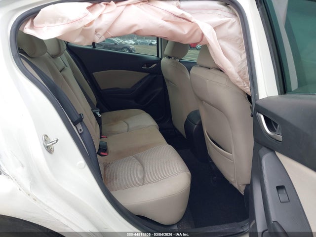 2015 Mazda Mazda3 I Touring მანქანა იყიდება აუქციონზე, vin: 3MZBM1V77FM235748, აუქციონის ნომერი: 44518805
