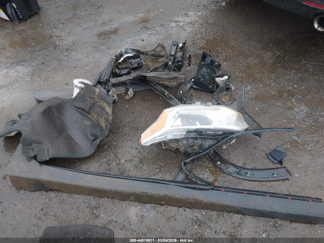 1GNEVHKW9KJ259890 Chevrolet Traverse 3lt