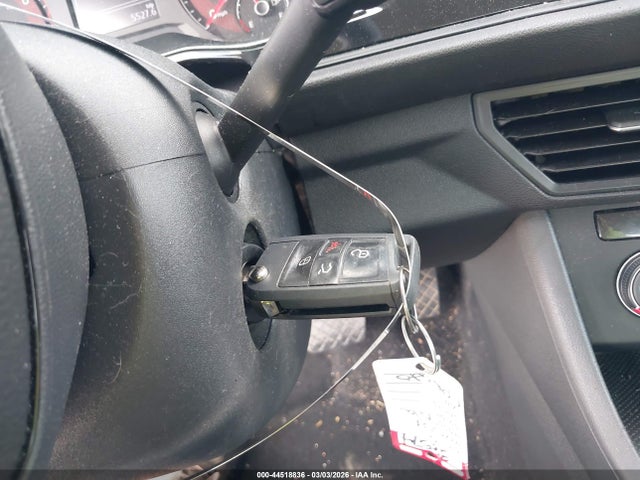 44518836 :رقم المزاد ، 3VWC57BU9KM056250 vin ، 2019 Volkswagen Jetta 1.4t R-line/1.4t S/1.4t Se مزاد بيع