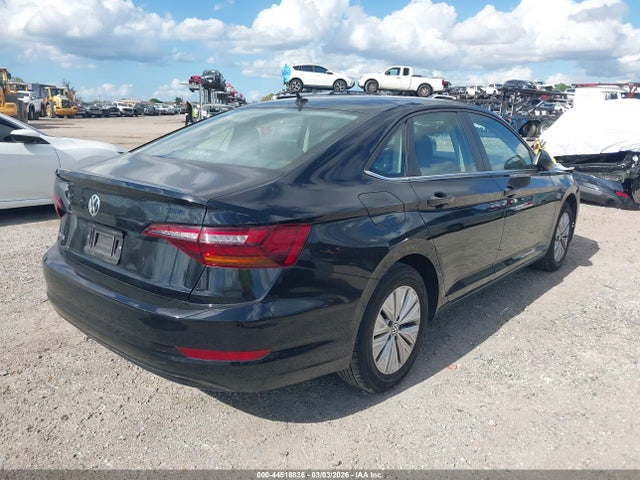 44518836 :رقم المزاد ، 3VWC57BU9KM056250 vin ، 2019 Volkswagen Jetta 1.4t R-line/1.4t S/1.4t Se مزاد بيع