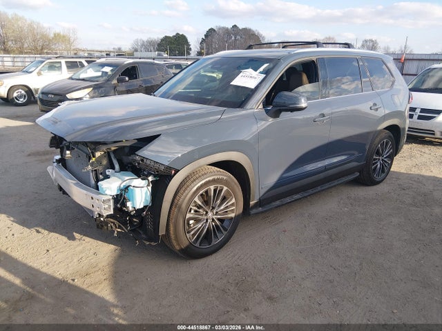 2025 Toyota Grand Highlander Hybrid Platinum Max მანქანა იყიდება აუქციონზე, vin: 5TDADAB53SS025384, აუქციონის ნომერი: 44518867