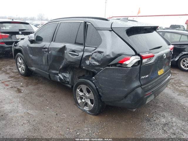 2023 TOYOTA RAV4 2T3P1RFV9PW391058 Photo 2