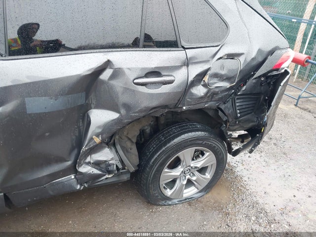 2023 TOYOTA RAV4 2T3P1RFV9PW391058 Photo 5