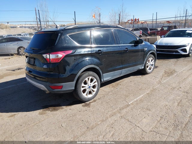 1FMCU9HD9JUB73339 Ford ESCAPE SEL