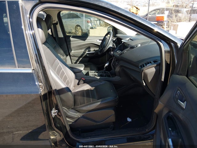 1FMCU9HD9JUB73339 Ford ESCAPE SEL