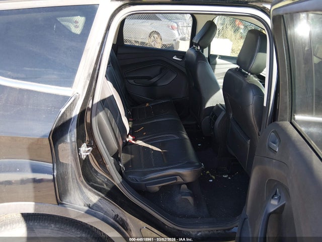 1FMCU9HD9JUB73339 Ford ESCAPE SEL