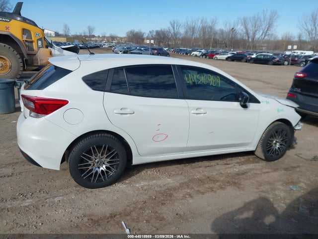 44518989 :رقم المزاد ، 4S3GTAB65M3714031 vin ، 2021 Subaru Impreza 5-door مزاد بيع
