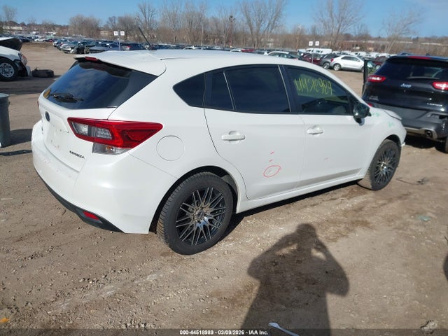 44518989 :رقم المزاد ، 4S3GTAB65M3714031 vin ، 2021 Subaru Impreza 5-door مزاد بيع