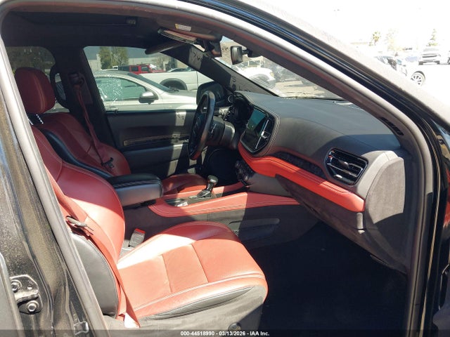 44518990 :رقم المزاد ، 1C4SDJH92MC692532 vin ، 2021 Dodge Durango Srt Hellcat Awd مزاد بيع