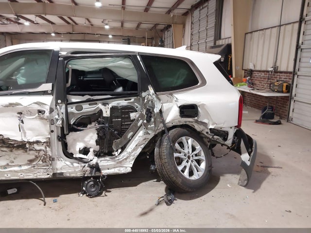 Продажа на аукционе авто 2021 Kia Telluride Lx, vin: 5XYP24HC2MG108330, номер лота: 44518992