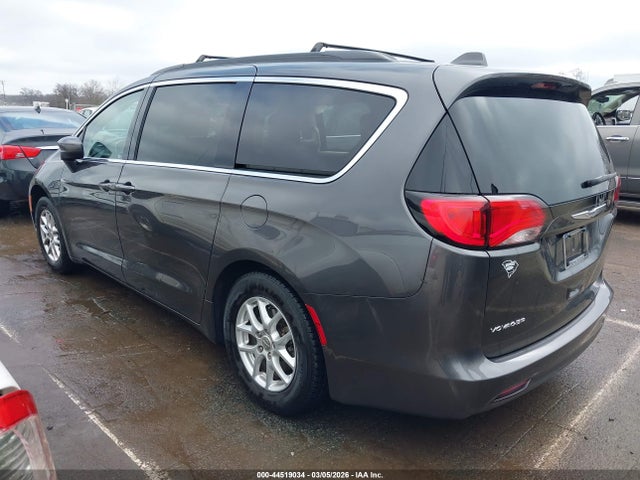 2020 CHRYSLER VOYAGER 2C4RC1DG0LR144976 Photo 2