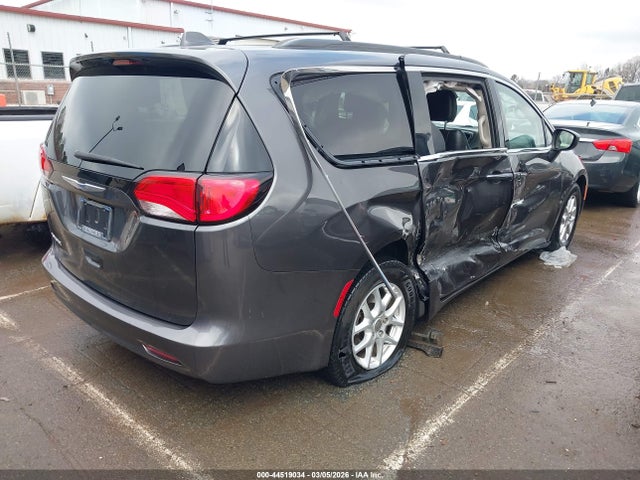 2020 CHRYSLER VOYAGER 2C4RC1DG0LR144976 Photo 3