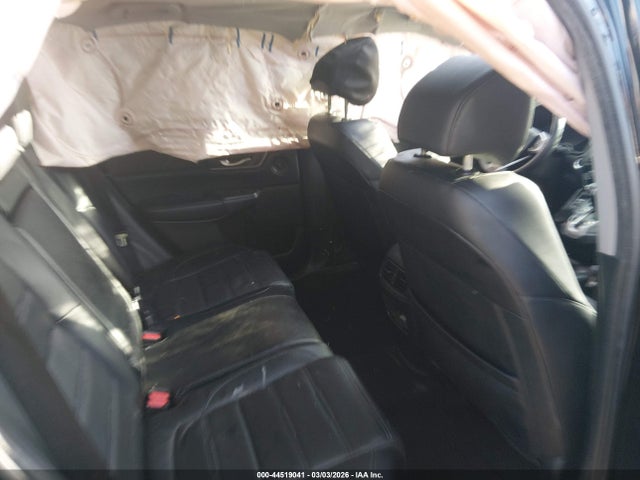 Honda CR-V 2017 7FARW1H84HE010117 Image 8
