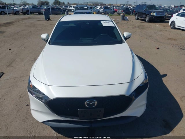 Продаж на аукціоні авто 2019 Mazda Mazda3 Preferred Package, vin: JM1BPBMM7K1143716, номер лоту: 44519074
