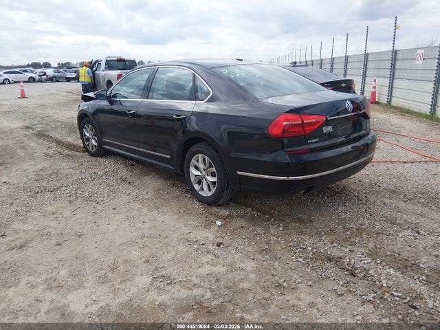 Продаж на аукціоні авто 2016 Volkswagen Passat 1.8t S, vin: 1VWAT7A31GC008207, номер лоту: 44519084