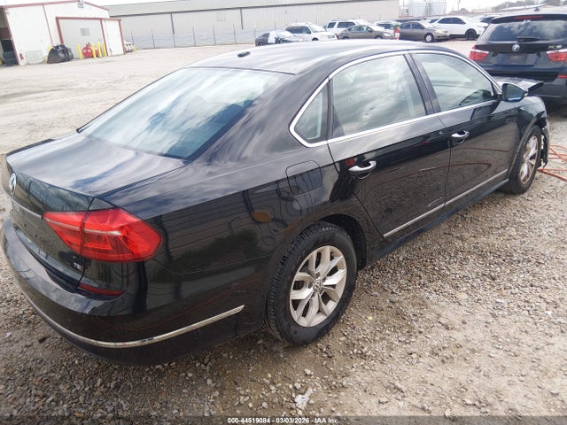 Продаж на аукціоні авто 2016 Volkswagen Passat 1.8t S, vin: 1VWAT7A31GC008207, номер лоту: 44519084