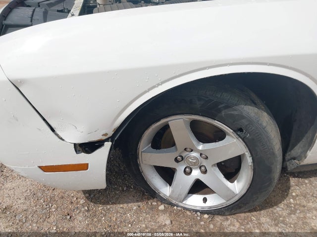44519108 :رقم المزاد ، 2B3CJ4DVXAH110334 vin ، 2010 Dodge Challenger Se مزاد بيع