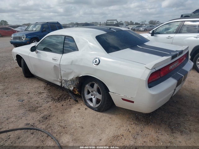 44519108 :رقم المزاد ، 2B3CJ4DVXAH110334 vin ، 2010 Dodge Challenger Se مزاد بيع