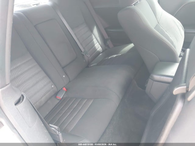 44519108 :رقم المزاد ، 2B3CJ4DVXAH110334 vin ، 2010 Dodge Challenger Se مزاد بيع