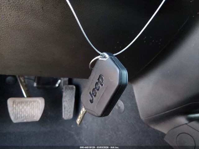 44519129 :رقم المزاد ، 1C4PJXDG2SW629254 vin ، 2025 Jeep Wrangler 4-door Summit 4x4 مزاد بيع